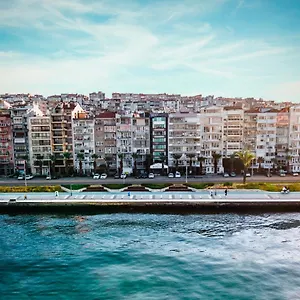 https://zek-residence-hotel.aegeanhotels.net